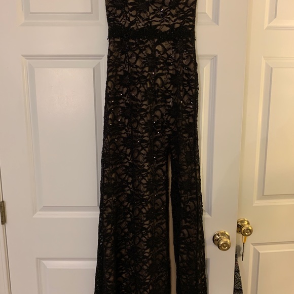 Lace classy prom dress - Picture 2 of 3